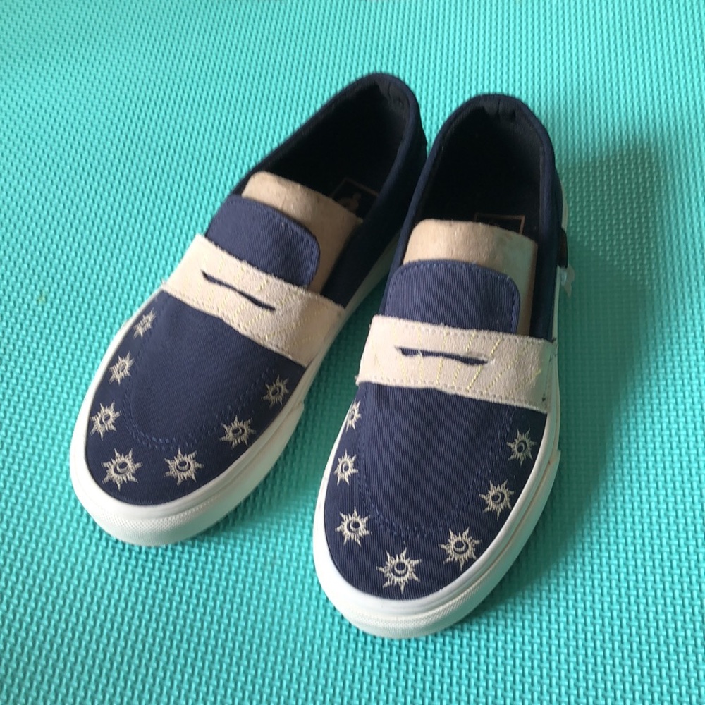 New Authentic Vans Women’s Shoes